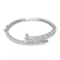 ราคา เงินแท้เคลือบทองคำขาว: กำไลตะปูเงินแท้ เคลือบทองคำขาว ประดับเพชรcz | “กำไลตะปูนำโชค” | PMBA1 สร้อยข้อมือ เงินแท้ กําไลตะปูเงิน แท้ (1731547363424897469)