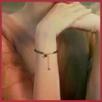 ราคา MINDO สร้อยข้อมือ หินมงคล หินโทนสีเขียวหยก หินแห่งความสงบสุข สร้อยข้อมือหินนำโชค หินแท้ คริสโซเพรส(Chrysoprase) COD (1730533490460493899)