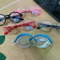 ราคา แว่นตาเด็ก แว่นกรองแสง มือถือ จอคอมพิวเตอร์ (1729601312224806965)