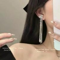 ราคา ชุดสูทสไตล์ใหม่ ทันสมัย อเนกประสงค์ เหมาะสำหรับผู้หญิง ตุ้ม หู แหวน สลัก มือ แหวน ดูเวลา chanel earrings จี้ เหรียญ ครุฑ แหวน รุ่น เธรด ทอง ปลอม พวงกุญแจ ห้อยโทรศัพท์ แ (1731523518253008202)