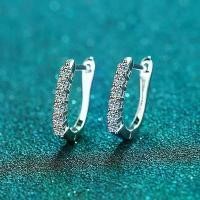 ราคา ต่างหูเงินแท้ 925 ดีไซน์เรียบง่าย สไตล์บุคลิกภาพ แถวเดียว ต่างหู Moissanite พร้อมหัวเข็มขัดหู เหมาะสำหรับของขวัญวันหยุด ใหม่ในปี 2568 ขายตรง (1731688605872194694)