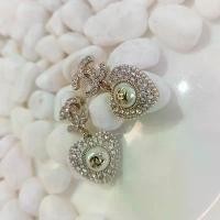 ราคา ต่างหู ตัวC ไขว้ หัวใจเพชร (1732183241372633709)