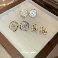 ราคา ต่างหูตัวอักษร ตัวอักษรเพทาย ชุบทองและเงิน คุณภาพสูง ราคาไม่แพง หรูหรา ต่างหู (1730280321397524672)