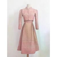 ราคา [พร้อมส่ง] ชุดโกมุนยองผ้าไทย ชุดไทยสไตล์เกาหลี(เสื้อ+กระโปรง) ชุดผ้าไทย ชุดผ้าไทยประยุกต์ ชุดไทย ชุดไทยประยุกต์ ชุดจิตรลดา ชุดไทยจิตรดา เสื้อจิตรลดา ชุดสไตล์เกาหลี โกมุนยอง (1732059374771079176)