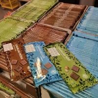 ราคา GUEENiuouioefeewfshangmao (ใหม่ล่าสุด) IKEA แท้ พร้อมส่ง ช็อคโกแลต แท้ chocolate มี 3 รสชาติ 100 กรัม ขาย ร้อน อีลิท ช็อกโกแลต (1731680852601702180)