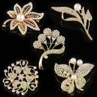 ราคา เข็มกลัด เครื่องประดับ แฟชั่น และประณีต มาใหม่ ระดับไฮเอนด์ เหมาะสำหรับสูทและเสื้อโค้ท แมทช์ง่าย ดอกไม้ติดเสื้อกันหนาว สำหรับสุภาพสตรี สไตล์ช่อดอกไม้ (1731678825739684769)