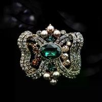 ราคา เข็มกลัดระดับไฮเอนด์ สไตล์วินเทจ หรูหรา สำหรับผู้หญิง เข็มกลัดมุกระดับไฮเอนด์ Niche สไตล์ใหม่ เครื่องประดับเข็มกลัดบุคลิกภาพ เข็มกลัด แพทย์ ตุ้งติ้ง (1732129939641436993)