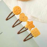 ราคา กิ๊บติดผม บิสกิต บีบี คลิปแสนสนุก จำลอง กิ๊บติดผมรูปดาวแห่งความรัก หมวกนักเรียนน่ารัก กิ๊ฟช็อป (1731637063623673185)