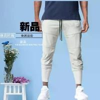 ราคา กางเกงผู้ชาย ฤดูร้อนใหม่ แบรนด์แฟชั่นสำหรับผู้ชาย กางเกงวอร์มลำลองผูกข้อเท้า ยืดได้ หลายกระเป๋า เหมาะสำหรับเล่นกีฬาและฟิตเนส กางเกงวิ่ง (1732149319468222792)