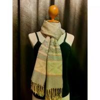 ราคา ผ้าพันคอ Scarf ผ้าลายใหม่ ผ้าบุรีรัมย์ ผ้าทอ 100% ผ้าคลุม ผ้าคลุมไหล่ ผ้าห่ม ผ้าทอเนื้อนุ่ม ใส่เย็นสบาย ของขวัญปีใหม่ ของชำร่วย ผ้าพันคอ (1732291550207642537)