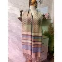 ราคา ผ้าพันคอ ผ้าพันคอ Scarf ผ้าลายใหม่ ผ้าบุรีรัมย์ ผ้าทอ ผ้าคลุม ผ้าคลุมไหล่ ผ้าห่ม ผ้าทอเนื้อนุ่ม ใส่เย็นสบาย ของขวัญปีใหม่ ของชำร่วย scarf (1732265644372953710)