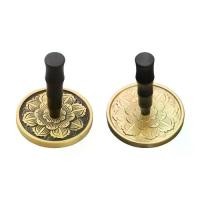 ราคา ที่กดขี้เถ้าจีน, ที่จับ, อุปกรณ์เสริมกระถางธูป, แสตมป์, ผงเถ้าจีน, เหมาะสำหรับการทำสมาธิ, แท่น, โบสถ์, โยคะ, และใช้ในบ้าน (1732149002848864448)