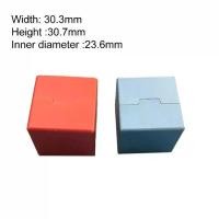 ราคา ที่ใส่กล่องชอล์กบิลเลียดทรงสี่เหลี่ยมแม่เหล็ก เข้ากันได้กับอุปกรณ์เสริม 23.5 มม. สำหรับสนุ๊กเกอร์ สระว่ายน้ำ และเกมในร่ม กล่องชอล์กโลหะ 30.3x30.3x30.7 มม. สีฟ้าและสีดำ ที่เก็บของ (1731575683109520639)