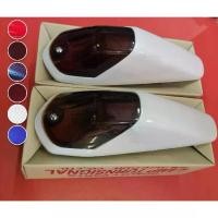 ราคา ไฟเลี้ยวหน้า TZR-150 / VR-150 สินค้าเกรด A มาเป็นคู่ พร้อมหลอดขั้วไฟตรงรุ่น *คลาสสิค* มีให้เลือก 6 สี (1731354149991122109)