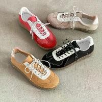 ราคา รองเท้าผ้าใบเทรนเนอร์เยอรมัน สไตล์เรโทร อินเทรนด์ Unisex รองเท้าลำลอง Colorblock ทรงเตี้ย มีสไตล์ และหลากหลาย เหมาะสำหรับคู่รัก รองเท้า 4 eve alexander mcqueen 90s (1731344661111014468)