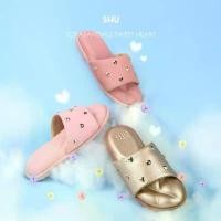 ราคา ส่วนลดมากมาย SHU SOFASANDALS SWEETHEARTS รองแท้าแตะ รองเท้า นักเรียน สกรีน ชื่อ ได้ มือสอง ปลีก ส่ง คัดได้ (1731687933564454779)