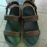 ราคา รองเท้า fitflop us7 แท้ 100% รุ่น sandal bronzeพร้อมกล่อง บล็อกบัสเตอร์ (1731833930434053141)