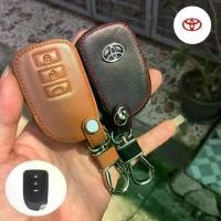 ราคา ซองหนังแท้ กุญแจรถ รีโมท Toyota Vios, Yaris Ativ 2014-25 ดันเริ่ม โลโก้เงิน รุ่น 3 ปุ่ม (1731545015737615815)