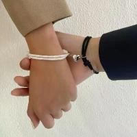 ราคา สร้อยข้อมือคู่รัก, เชือกถักแม่เหล็ก, ชุดสร้อยข้อมือผู้หญิงแม่เหล็กรัก, เพื่อนที่ดี, การออกแบบแม่เหล็ก ปี่เซียะ แม่น้ํา แพนโดร่า ของแท้ art phro (1730861397572029370)