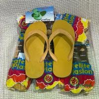 ราคา รองเท้าแตะ ดาวเทียม รองเท้าพระ รองเท้าดาวเทียม รองเท้าแตะในตำนาน สีเหลืองน้ำตาล ของแท้ พร้อมส่ง มีปลายทาง (1730924583176931438)