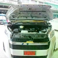 ราคา โช๊คค้ำฝากระโปรงหน้า โช๊คฝากระโปรงหน้า รถตู้ commuter Hiace 300 2019 2020 2021 2022 2023 โฉมใหม่ล่าสุด ติดตั้งง่าย VT (1729700210288920854)