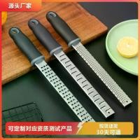 ราคา ที่ขูดมะนาว สแตนเลส 304 ที่ขูดชีส ที่หั่นช็อคโกแลต อุปกรณ์ครัว ใหม่ ที่ ขูด ชีส เครื่อง หยอด เมล็ด ข้าวโพด หัว ขูด มะพร้าว เครื่อง สไลด์ หมู แบบ มือหมุน เครื่อง ทํา (1731493001157641836)