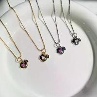 ราคา Petite Apple Necklace สร้อยคอห้อยชาร์มแอปเปิ้ล แหวน มี มีด ใน ตัว class ring พระแม่ลักษมี นาฬิกา สร้อยคอผู้ชาย (1730998410036021288)