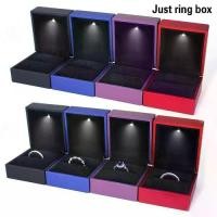 ราคา กล่องใส่เครื่องประดับ, พร้อมจี้ไฟ LED, กล่องใส่แหวน, กล่องใส่แหวนไฟ LED, เหมาะสำหรับงานหมั้น (1731901368257185147)