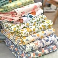 ราคา ผ้าฝ้าย 100 % ผ้าคลุมเตียง และปลอกหมอน 5/6ฟุต ขายร้อน (1731843337513764772)