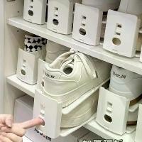 ราคา ชั้นวางรองเท้า สองชั้น ปรับได้ ที่เก็บรองเท้า เครื่องมือที่มีประโยชน์ ตู้รองเท้าประหยัดพื้นที่ในบ้าน พาร์ติชั่นชั้น จัดระเบียบชั้นวางรองเท้า (1732033877105150031)