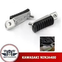 ราคา พักเท้าหน้า Kawasaki Ninja400 ER6N VERSYS 650 Ninja650 Ninja250 ER6F ที่พักเท้า (1731752619138909704)