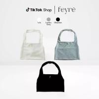 ราคา Feyre - Claire Halter Top เสื้อคล้องคอ เสื้อครอปคล้องคอ ครอปคล้องคอ เสื้อคอเหลี่ยม เสื้อครอป (1731774789688068221)