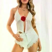 ราคา Crop TC2428 เสื้อคล้องคอ ผูกหน้า ถักไหมพรม ดอกแดง (1730951587540011263)