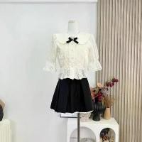 ราคา เสื้อเชิ้ตผู้หญิง คอปกตุ๊กตา แขนสั้น ลูกไม้ เสื้อแอปริคอทสวยๆ แฟชั่นฤดูร้อน ติดกระดุม เสื้อเบลาส์ลำลอง กระโปรง (1731814252050875980)