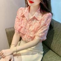 ราคา เสื้อชีฟองลายดอกไม้ แขนสั้น มาใหม่ เสื้อเชิ้ตผู้หญิง แฟชั่นฤดูร้อน นัวเนีย มีสไตล์ เสื้อเยาวชน สำหรับผู้หญิง อินทรธนู ข้าราชการ อินทรธนู ข้าราชการ ခ ျ ည ် ဂ ါ ဝ န ် လ (1731612171959174234)