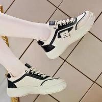 ราคา รองเท้าลำลองผู้หญิง อินเทรนด์ รองเท้าสีขาว พื้นนุ่ม สไตล์ป่า รองเท้าผ้าใบลำลองพื้นผิวนุ่ม 2025 มาใหม่ รองเท้าผู้หญิง รองเท้าผ้าใบผู้หญิง สไตล์วินเทจ รองเท้าสเก็ตบอร์ด (1731826202023463793)