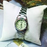 ราคา นาฬิกา SENKQ หน้าปัดเขียว (1730284551225510487)