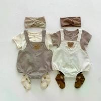 ราคา ชุดเสื้อผ้าเด็กทารกเกาหลี 2 ชิ้น สำหรับทารกแรกเกิด เสื้อเด็กผู้หญิง ชุดเสื้อ กางเกงเอี๊ยม พิมพ์ลายหมี น่ารัก Terno เหมาะสำหรับเด็กอายุ 3, 6, 9 เดือน และ 1, 2 ปี (1730373623985376030)