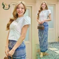 ราคา เสื้อผ้าไหม ผ้าถุง ชุดผ้าไหม ชุดออกงาน ชุดไปวัด ชุดทำบุญ เสื้อผ้าไหมแพรทิพย์ - ชุดไทยลิซ่า (สีขาว) (1731826923800921184)