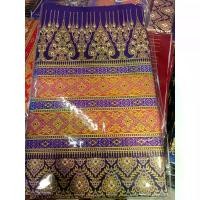 ราคา ผ้าคลุมเตียง#ผ้าปูเตียงลานไทย#ลายไทเลื่อมทอง#ผ้าถุง#ผ้าลายโบราณ#ผ้าลายกนก#ผ้าปูความยาว180กว้าง105ซม (1729640677399366318)