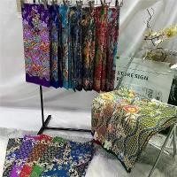 ราคา สไตล์การระเบิด ผ้าถุง ผ้าถุงเย็บสำเร็จ กว้าง 2 เมตร ผ้าถุงปาเต๊ะ ผ้าถุงปาเต๊ะเย็บสำเร็จ ผ้าถุงสำเร็จ นิ่ม ไม่ลื่น ซับน้ำดี (1729991905375128414)