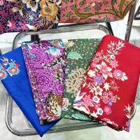 ราคา <2วันส่งถึงบ้าน>ลายที่ขายดีที่สุด ผ้าโสร่ง ผ้าบาติก ผ้าถุง ผ้าถุงซับน้ำ ผ้าบาติกอินโด ผ้าบาเต๊ะ ผ้าโสร่ง ผ้าบาติกตัดชุด บาติกอินโด หน้ากว้าง2เมตร (1729652919494609154)