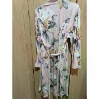 ราคา เสื้อคลุม มือสองสภาพดี freesizeไม่มีตำหนิ จัดส่งฟรี กทม (1731955660672435848)