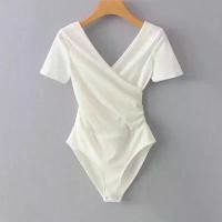 ราคา จั๊มสูทผู้หญิง เสื้อหน้าร้อน ทรงสลิมฟิต คอวี แขนสั้น บอดี้ สูทเซ็กซี่ ชุดว่ายนํ้า บอดี้สูทสีเนื้อแขนสั้นที่อาพาภรใส่ไปพัทยา เสื้อแนบเนื้อกันโป้ ชุดจั๊มสูทแขนสั้นทรงเข้ารูป บอดี้ (1731907395665561321)