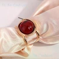 ราคา ผ้าพันคอผู้หญิง ผ้าคลุมไหล่ ผ้าคลุมศีรษะ หัวเข็มขัดคงที่ ผ้าคลุมมุสลิม พร้อมหมุดแหวนปรับได้ เข็มกลัดเรือสุพรรณหงส์ (1730713634373011615)