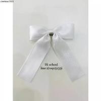 ราคา โบว์ติดผม(เล็ก) นักเรียนหญิง โบว์ผูกผม สีขาว สำหรับนักเรียนหญิง ชั้นอนุบาล ประถมศึกษา (1731710083401287477)