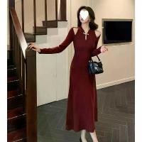 ราคา ชุดเดรสสองชิ้นปลอม ดีไซน์สวย สไตล์จีนใหม่ สไตล์แห่งชาติ กระชับสัดส่วน เรียบหรู แขนยาว เหมาะสำหรับฤดูใบไม้ร่วงและฤดูหนาว มาใหม่ในปี 2024 halloween costume ชุด ไทย เจ้าสาว แม่ นาค ล้าน นาประยุกต์ (17317