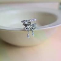 ราคา Fairybaby ต่างหูหนีบ Sweet Pearl Bow (1ชิ้น) แบบเกี่ยวหู มุก โบว์ (1732198679131687337)