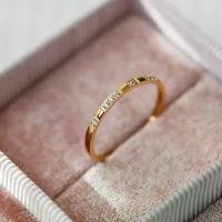 ราคา แหวนประดับเพชร สไตล์มินิมอล สำหรับผู้หญิง ชุบทอง เพทายฝังไมโคร อายุยืน 1314 แหวนเหล็กไททาเนียมเรียบ ไม่ซีดจาง แหวน พลอย 1 สลึง (1731849099602332520)