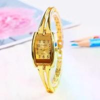 ราคา นาฬิกาผู้หญิง ทอง สินค้าแท้ แผ่นสี่เหลี่ยม หน้าปัดเล็ก กันน้ำ นาฬิกาสร้อยข้อมือ แฟชั่นอินเทรนด์ นาฬิกาควอทซ์เด็กผู้หญิง (1731135938606696864)